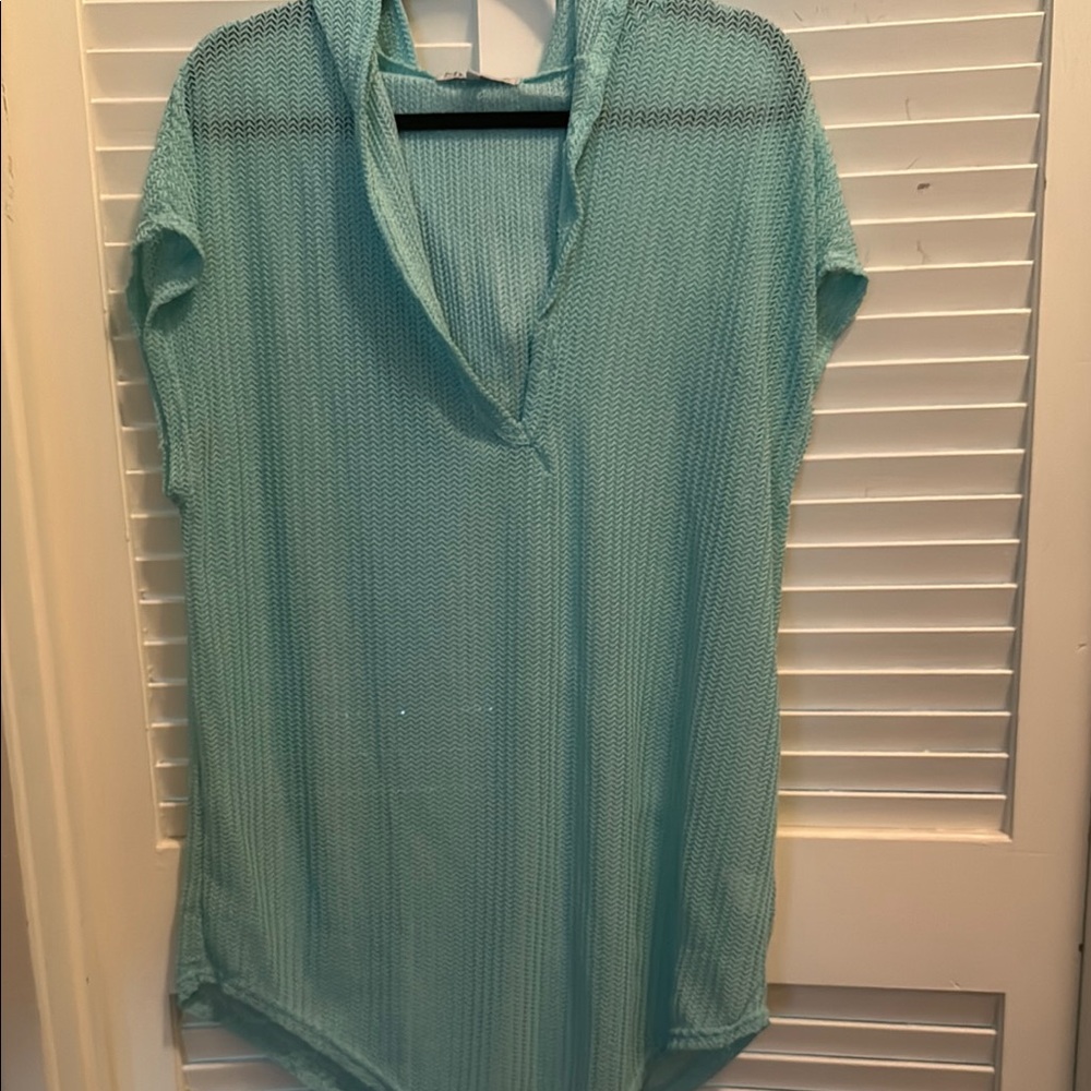 Blue Swim Coverup with V-Neck and Short Sleeves